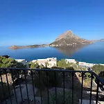 Kaloniki & Hotel 3*