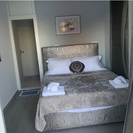 Kaloniki & Bed & Breakfast