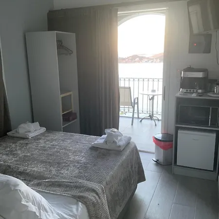 Kaloniki & Bed & Breakfast Masouri