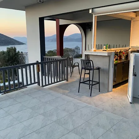 Kaloniki & ベッド・アンド・ブレックファスト マスーリー