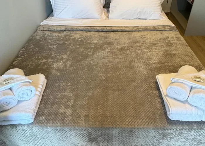 B&B Kaloniki & 마소우리