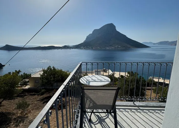 Kaloniki & 3* 마소우리