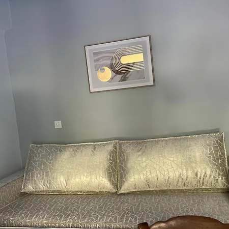 Kaloniki & Couette-café Massouri