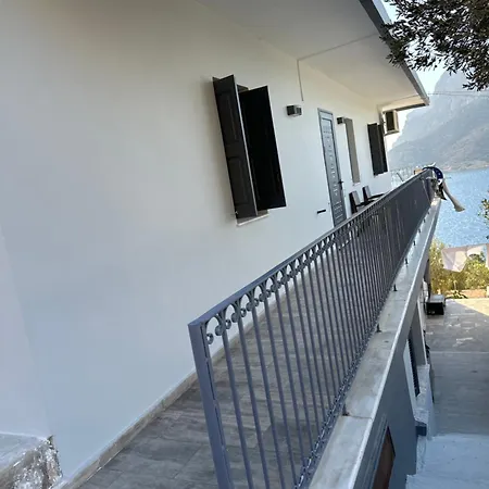 Bed & Breakfast Kaloniki & Masouri