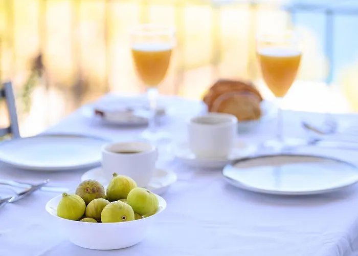 Kaloniki & Bed & Breakfast 3*